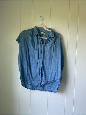 Madewell Lightweight Button-Front Shirt - Denim Blue